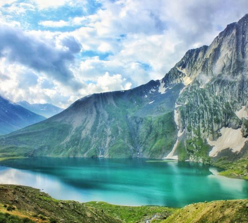 Go Weekend- Kashmir