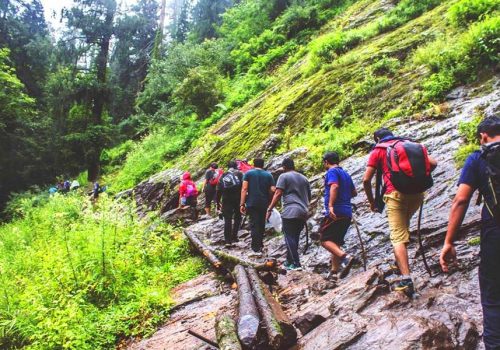 kasol-kheerganga-trek